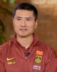 星空体育登录入口-邵佳一挺固执！王上源腰部不适 球迷力推荐7大悍腰 依木兰不补招